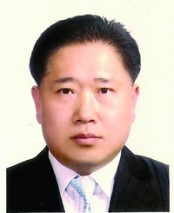 김영근 목사.jpg