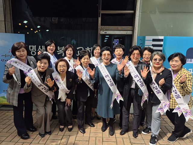 여성국1.jpg