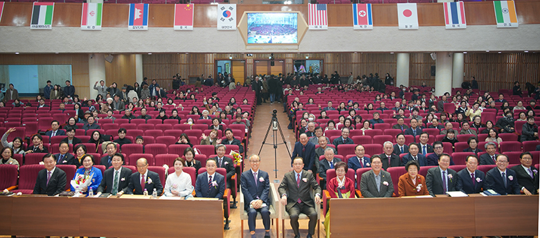 이천교회 단체.jpg