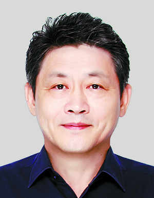 나경오 목사.jpg