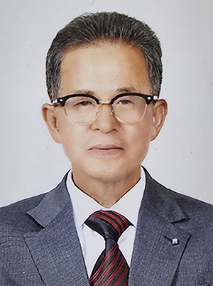 강희창 목사.jpg