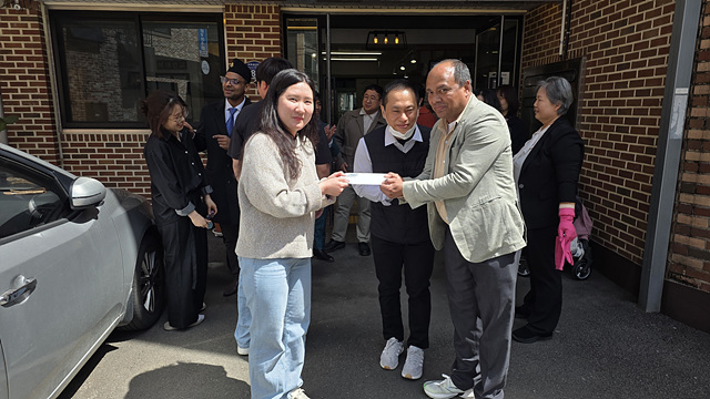 네팔 히말러여교회3.jpg