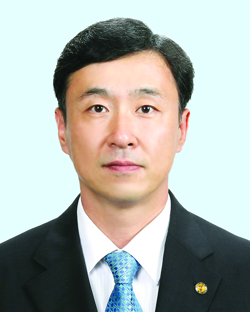 이원종 목사.jpg