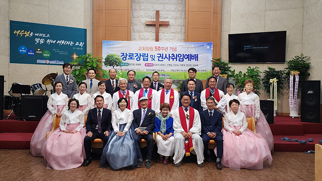 충남1(단체).jpg